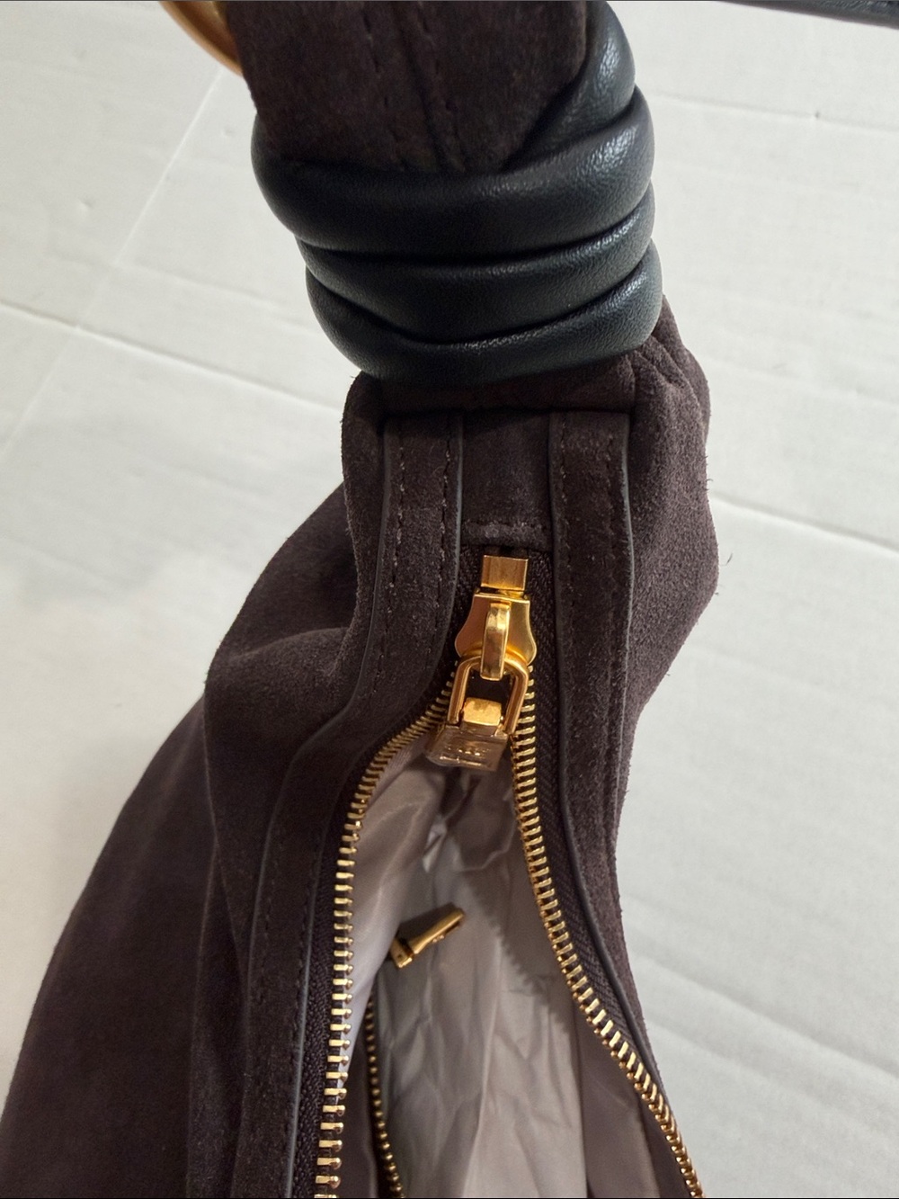 Alf the label dumpling handbag suede brown - Picture 6 of 10